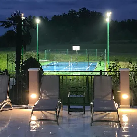 Vesna&branka Casa de Férias Pićan