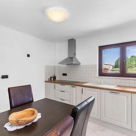 Holiday home Vesnabranka