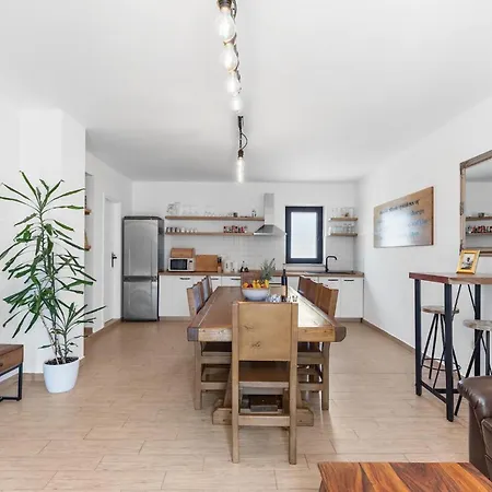 Vesnabranka Holiday home Pican